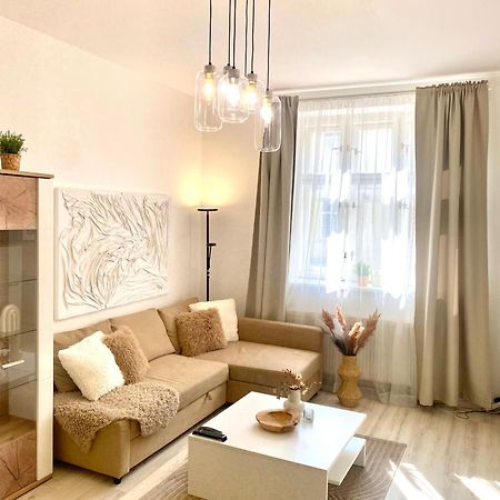 James Bond Apartment Top Location Air Conditioned براتسيلافا المظهر الخارجي الصورة
