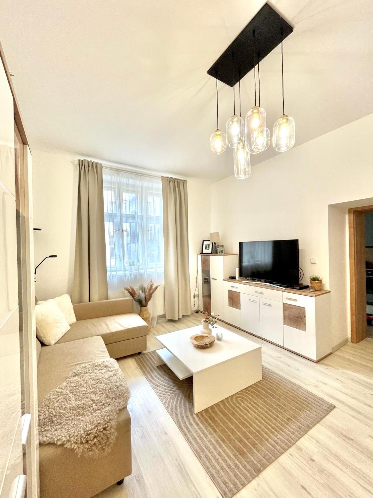 James Bond Apartment Top Location Air Conditioned براتسيلافا المظهر الخارجي الصورة