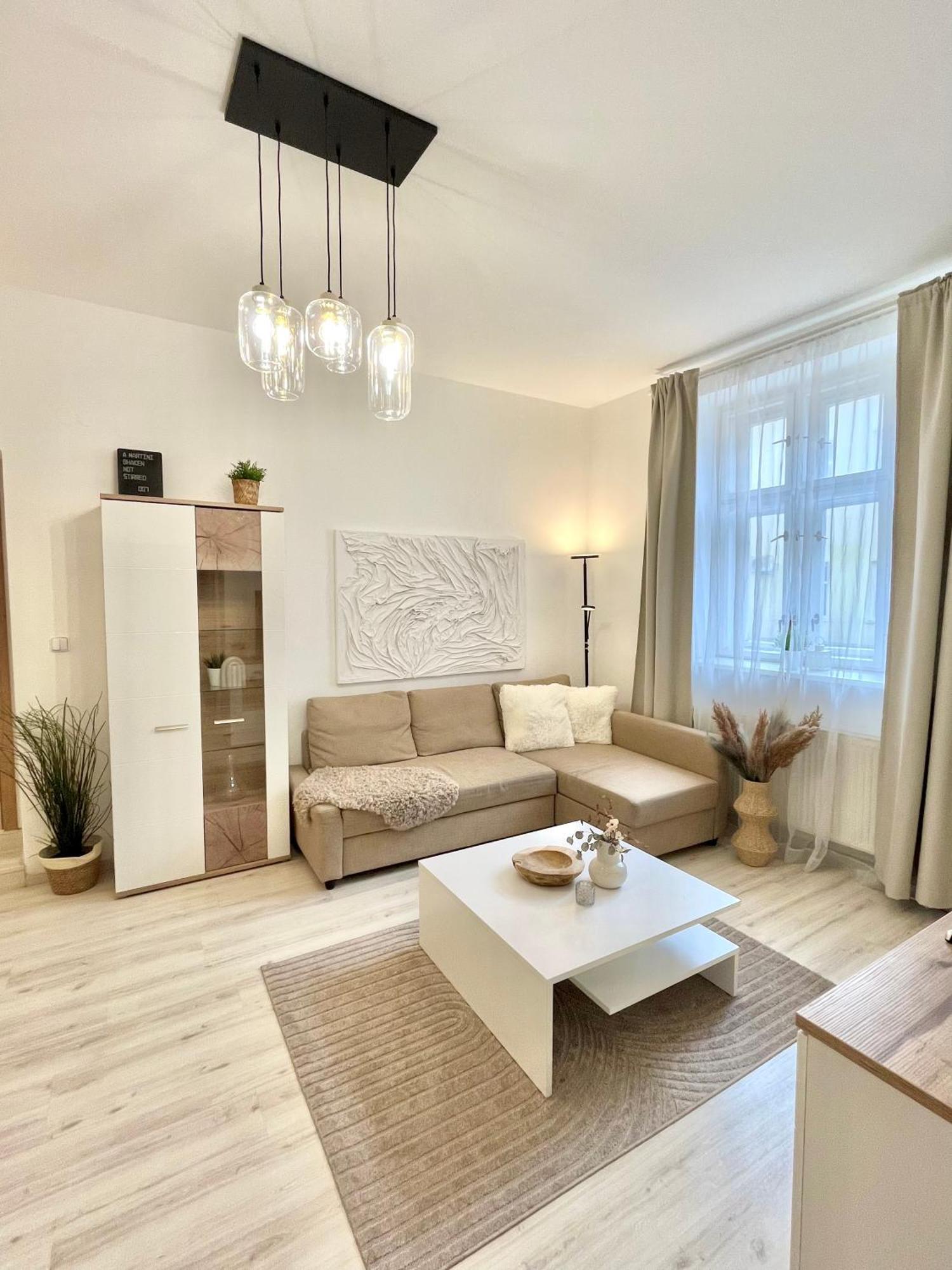 James Bond Apartment Top Location Air Conditioned براتسيلافا المظهر الخارجي الصورة