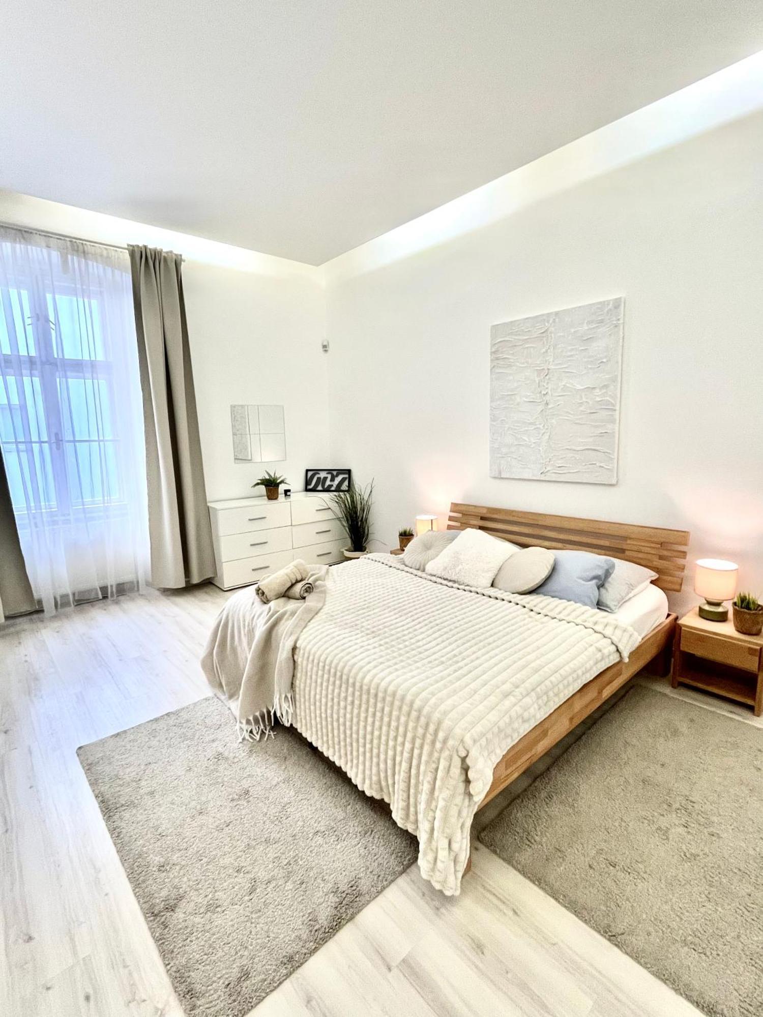 James Bond Apartment Top Location Air Conditioned براتسيلافا المظهر الخارجي الصورة