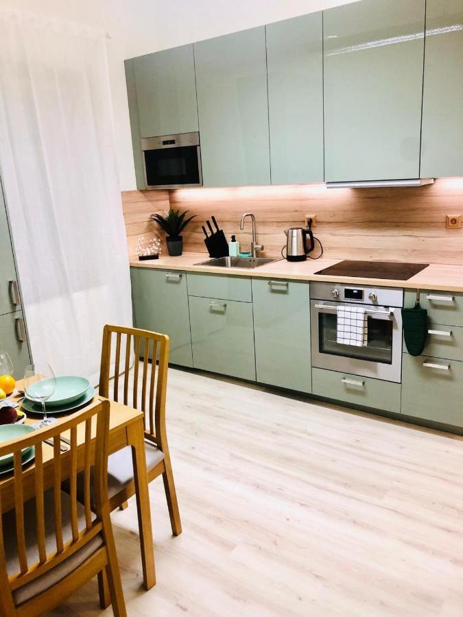 James Bond Apartment Top Location Air Conditioned براتسيلافا المظهر الخارجي الصورة
